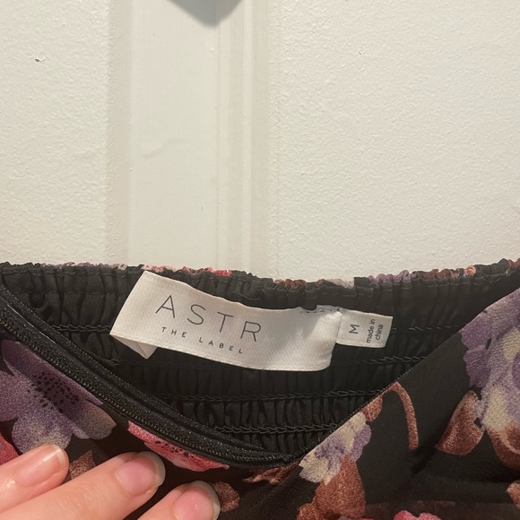 ASTR The Label - Athens Floral Ruched Midi Dress - Picture 5 of 9